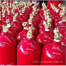 Stickstoff-Gasflasche mit roter Farbe